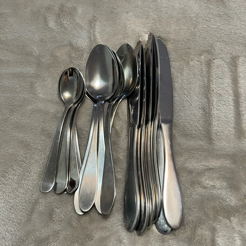 Gibson cutlery set of 16 pieces